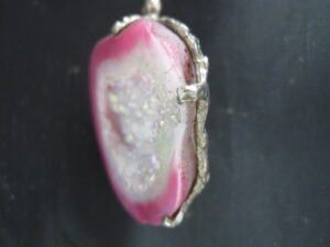 Pink Agate Geode - rhodium plated setting with chain - Image 6