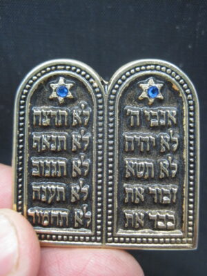 Silver-plated 10 Commandments Talit Shawl clips - Image 4