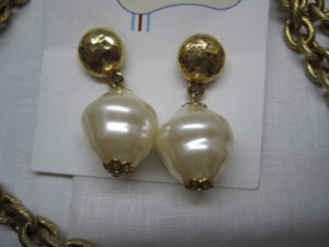 Talbot's 3 strand Vintage Necklace with matching Drop Pearl Earrings - Image 3