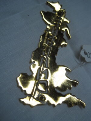 Gold Tone "Map of England" Brooch/Pin - Image 4