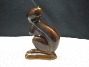 Squirrel Figurine - Poole Pottery, England - Image 5