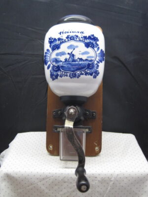 Holland Blue Delft Manual Crank Coffee Mill Grinder Wall Mount