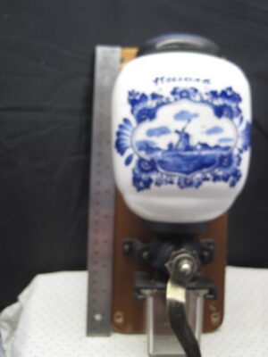 Holland Blue Delft Manual Crank Coffee Mill Grinder Wall Mount - Image 9