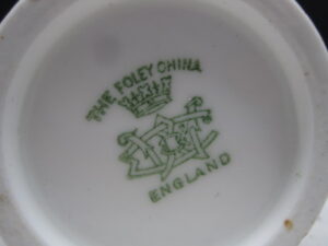 Peterbourgh Ontario Souvenir Creamer - Foley China, England - Image 4