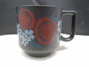 Starbucks 2019 Red Rose Valentines Day Mug - Image 5