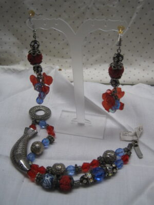 Bespoke Vintage Beaded Fish Beaded Bracelet with Drop Earrings