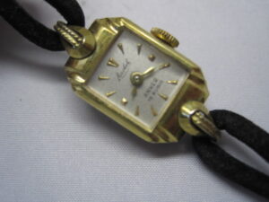 Vtg Anker Watch Woman's -15 rubies Mechanical Watch