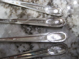 Presidential Spoons Wm Rogers Mfg Co Silver Plate (Washington / Adamas / Kennedy / Jefferson) - Image 12