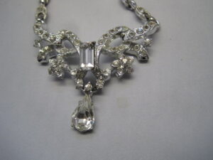 Rhinestone Tear Drop Bow Necklace with Rhinestone studded chain - 1940s - Image 4