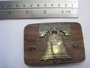 Liberty Bell Wooden Belt Buckle - 1976 - USA - Image 4