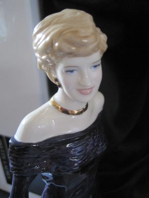 "Diana, Princess of Wales" Pretty Ladies Series by Royal Doulton Figurine 2007