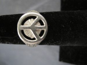 Alternative view of 10K White Solid Gold Peace Ring 2.5 grams
