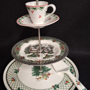 Piatti Matti - 3 Tiered Christmas Platter with server