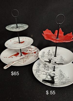 Piatti Matti - 3 Tiered Christmas Platters ( Cardinal or Maple Leaf)