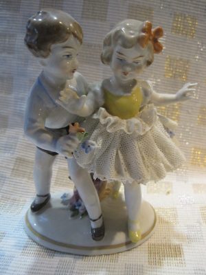 Unter Weiss Bach Dresden Lace Girl & Boy Figurine, Germany