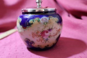 Hand-painted Japanese 19th C Jam or Honey Pot c1890-1920